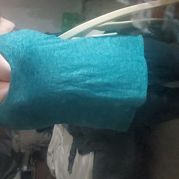 Razorback long tank tops - Picture 2 of 5